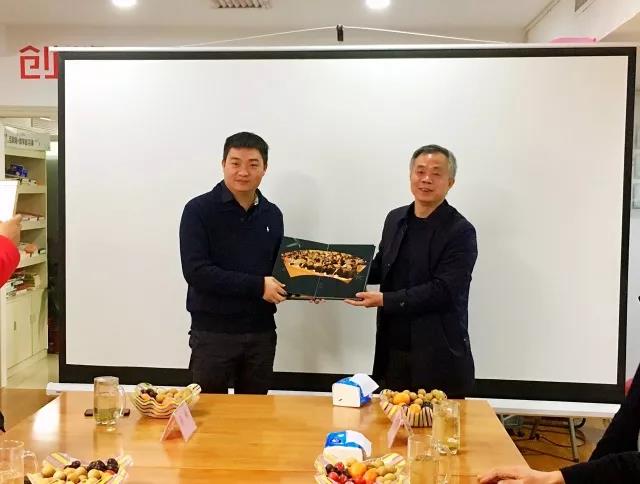 公管3.jpg