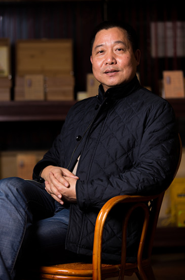 任秀江照片1.jpg